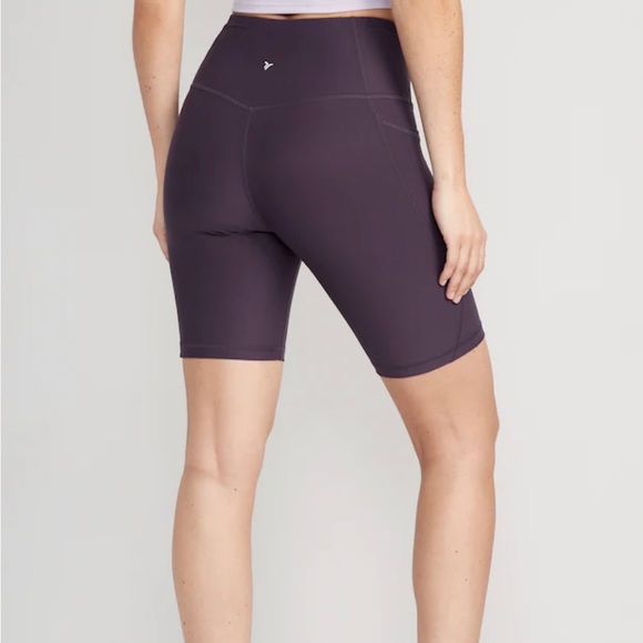 Old Navy | High-Waisted PowerSoft Side-Pocket Biker Shorts for Women - Picture 5 of 5